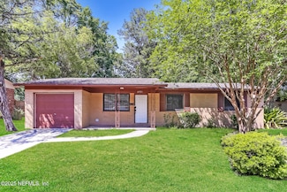 6921 Magdelena Dr, Jacksonville, FL 32210
