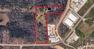 15308 Thomas St, Montgomery, TX 77356