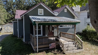 36 Warden St, Bath, NY 14810