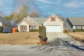 395 Shadetree Ln, Lawrenceville, GA 30044