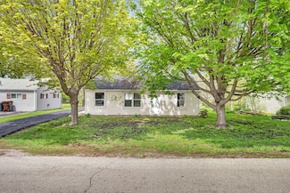 2419 Garden St, Joliet, IL 60435