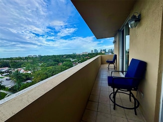 2425 SW 27th Ave Unit 701, Miami, FL 33145