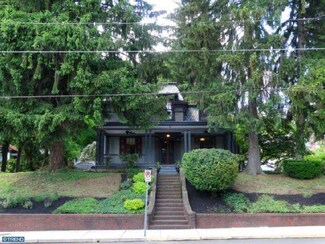 1105 Delaware Ave, Fountain Hill, PA 18015