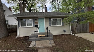 648 W Hazelhurst St, Ferndale, MI 48220