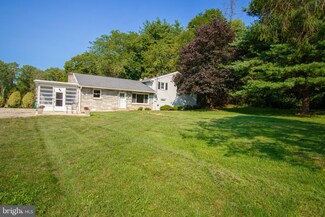6791 Detters Mill Rd, Dover, PA 17315