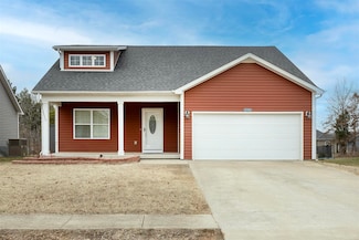 638 Maple Ridge St, Bowling Green, KY 42101