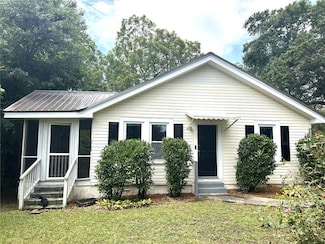 109 Baugh St, Commerce, GA 30529