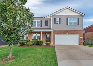 821 Foxdale Dr, Columbia, TN 38401