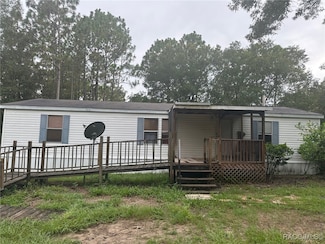 7106 W Crinoline Ln, Dunnellon, FL 34433