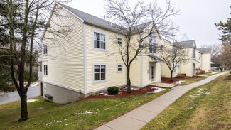 2221 S Huron Pkwy Unit 2, Ann Arbor, MI 48104