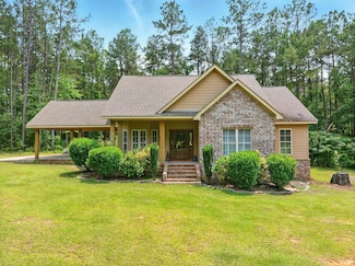 51 Higgins Rd, Sumrall, MS 39482