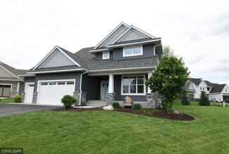1020 N Star Ridge N, Hudson, WI 54016
