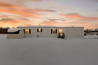 1125 Russell St, Wayland, MI 49348