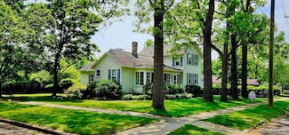 1111 W Park St, Lapeer, MI 48446