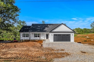 4545 Window Cliff Rd, Baxter, TN 38544