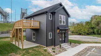 429 W Maple St, Jeffersonville, IN 47130