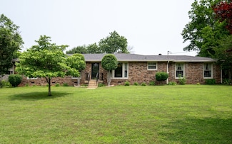 343 Indian Lake Rd, Hendersonville, TN 37075