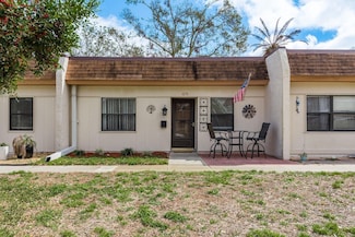 1273 Mission Cir, Clearwater, FL 33759