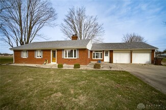 3858 Cloverdale Rd, Medway, OH 45341