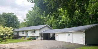 11 Miller St, Adams, MA 01220