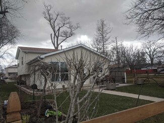 3004 Gideon Ave, Zion, IL 60099