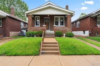 6419 Pernod Ave, Saint Louis, MO 63139