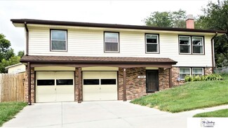 9736 Fowler Ave, Omaha, NE 68134