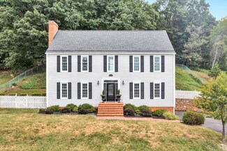 4039 Poplar Grove Dr, Vinton, VA 24179