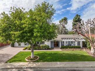 2141 N Villa Maria Rd, Claremont, CA 91711