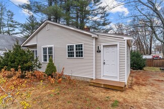 14 Samoset St, Norton, MA 02766