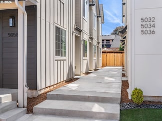 5054 NE 14th Ave Unit 3, Portland, OR 97211