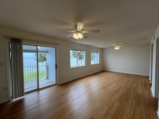 101 Old Ferry Rd Unit 20C, Shalimar, FL 32579