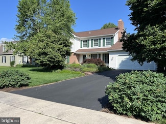 7450 Valley View Ln, Reading, PA 19606