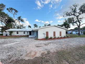 1893 N Lake Reedy Blvd, Frostproof, FL 33843