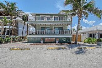 1103 Shoreview Dr, Englewood, FL 34223