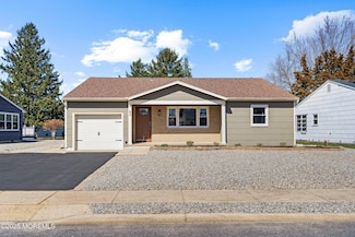 62 Carlisle Rd, Toms River, NJ 08757