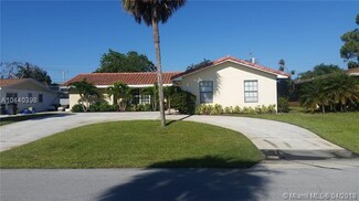 10047 Daphne Ave, Palm Beach Gardens, FL 33410