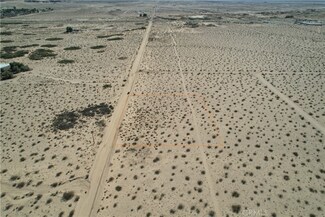 73057 Valle Vista Rd, Twentynine Palms, CA 92277