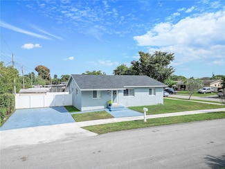 7491 Simms St, Hollywood, FL 33024