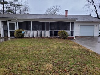 1239 Audubon Rd, Vincennes, IN 47591
