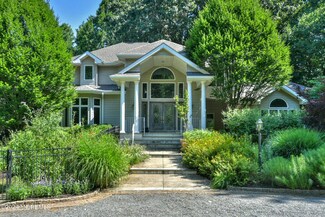 177 Pond Rd, Freehold, NJ 07728