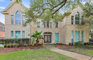 1423 Meadow Lakes Dr, Sugar Land, TX 77479