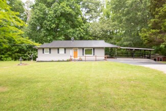 5538 Lexie Beans Creek Rd, Belvidere, TN 37306