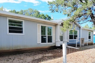 1 Camino Oro Ct, Tijeras, NM 87059