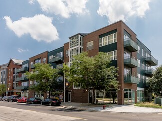 17 W 35th St Unit 203, Chicago, IL 60616