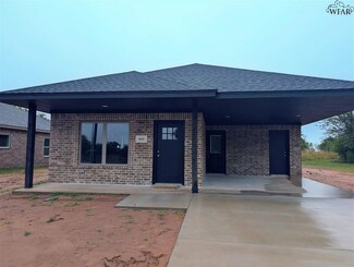 1611 Sheppard Rd, Burkburnett, TX 76354