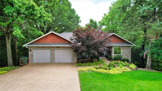 10065 Sun Ridge Cir, Rogers, AR 72756