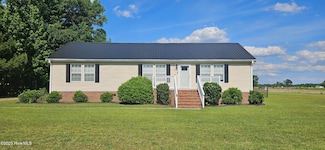 1970 Old Raleigh Rd, Clinton, NC 28328