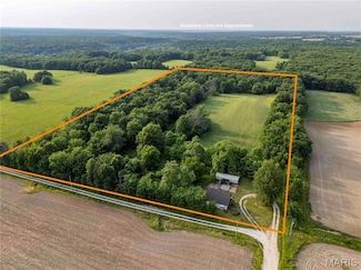 14505 Pike 33, Curryville, MO 63339
