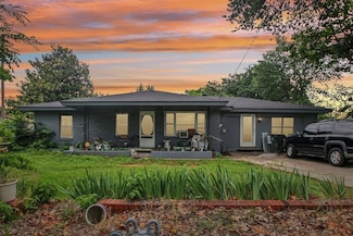 1001 N Pine St, Midwest City, OK 73130